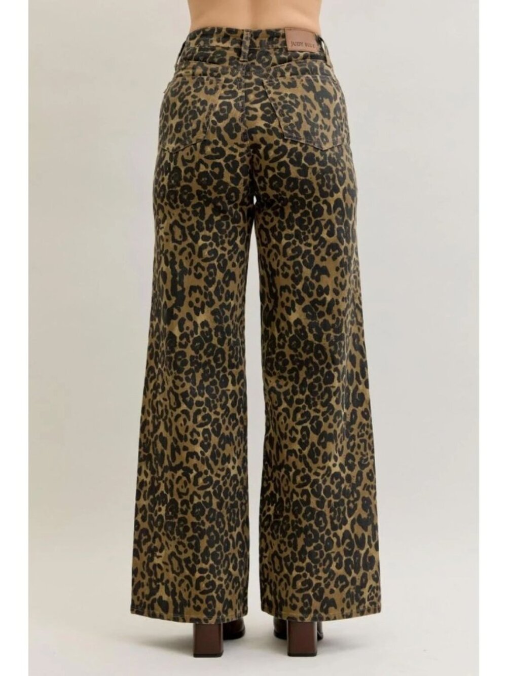 Judy Blue Womens Retro Wide Leg Leopard High Waist Jeans Size 16W Brown AN NWOT - Picture 3 of 12